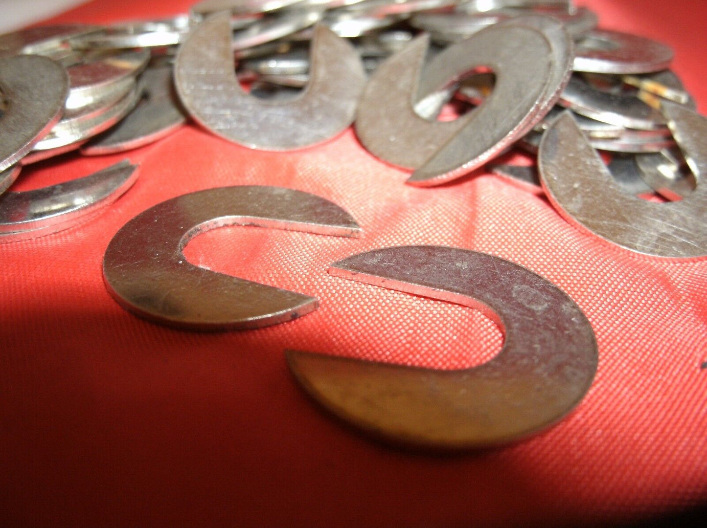 Rover P6 LOCK TAB For When Fitted With The Sport S Type Steering Wheel
