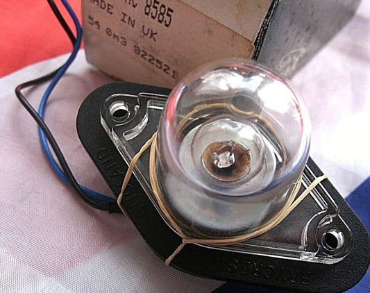 New Boxed Jaguar Under Bonnet/Boot Type Lamp Assemble DAC 8585