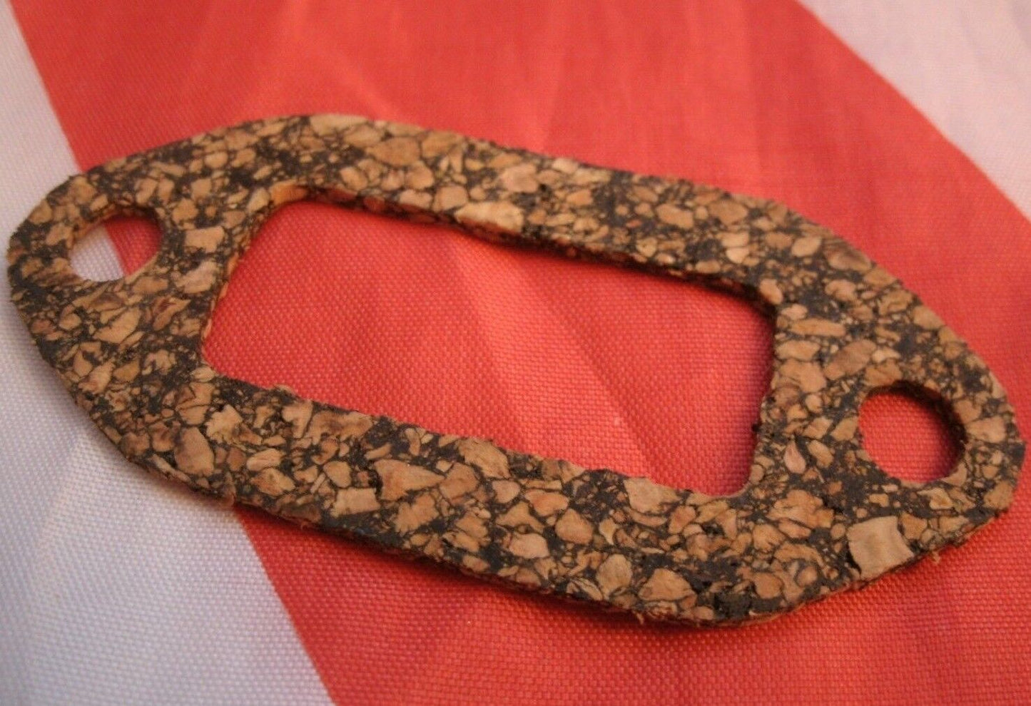NEW CLASSIC RANGE ROVER V8 P5B P6B SD1  3 BOLT OTTER SWITCH CORK GASKET 236022