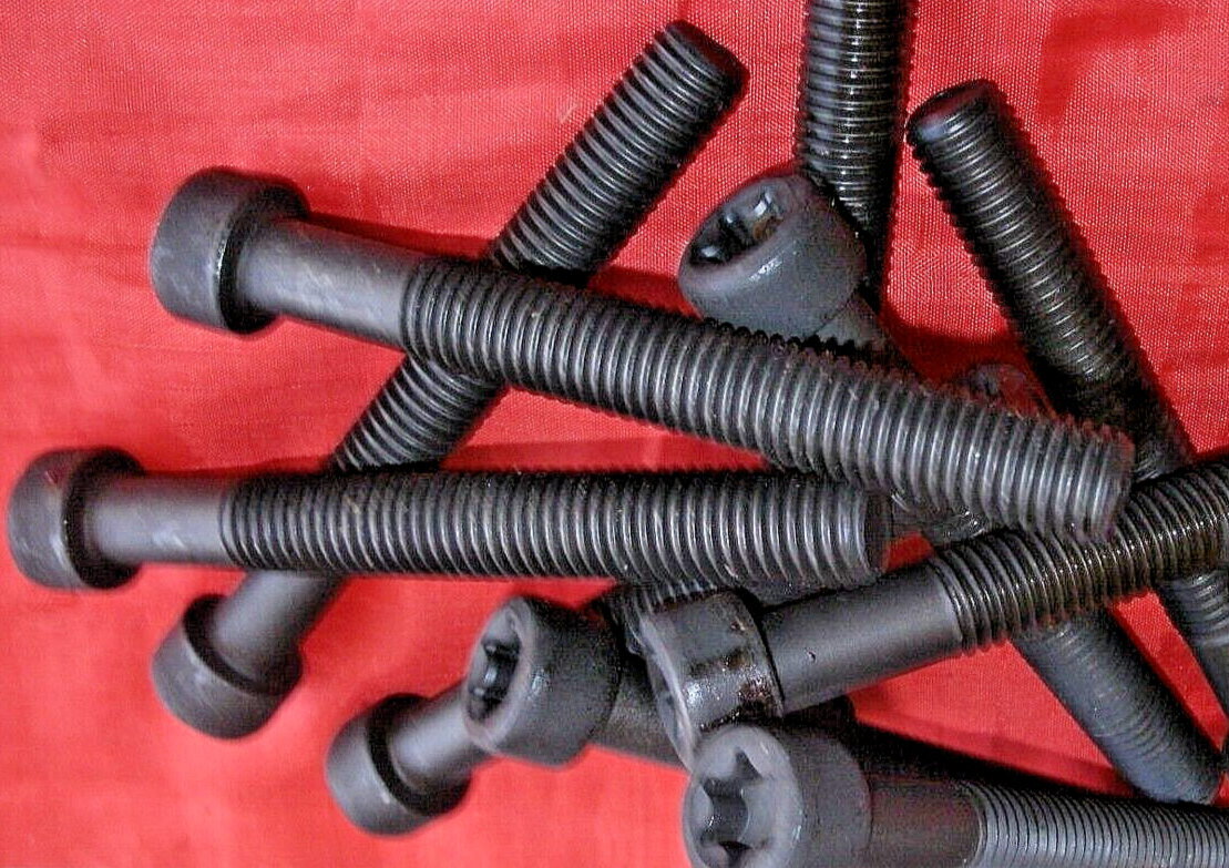 One New Set Of Ten Course FORD Pinto Cylinder Head Bolts 1.6 1.8 & 2.0 Models.