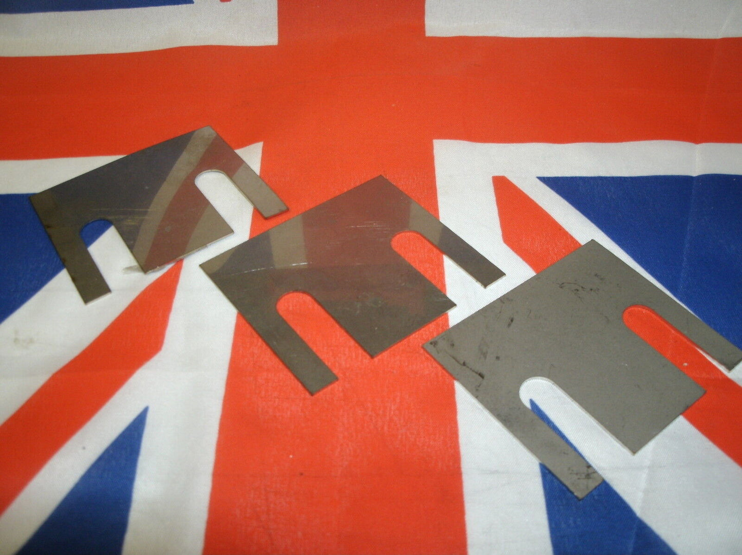 Triumph TR5 TR6 ONE SET 9 FRONT SUSPENSION ARM SHIMS IN STAINLESS STEEL