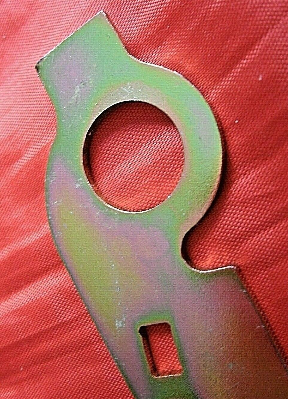 Mercedes rear brake caliper lock tabs kit 2 TAB 1970 to 1980 SL,SLC E & C CLASS