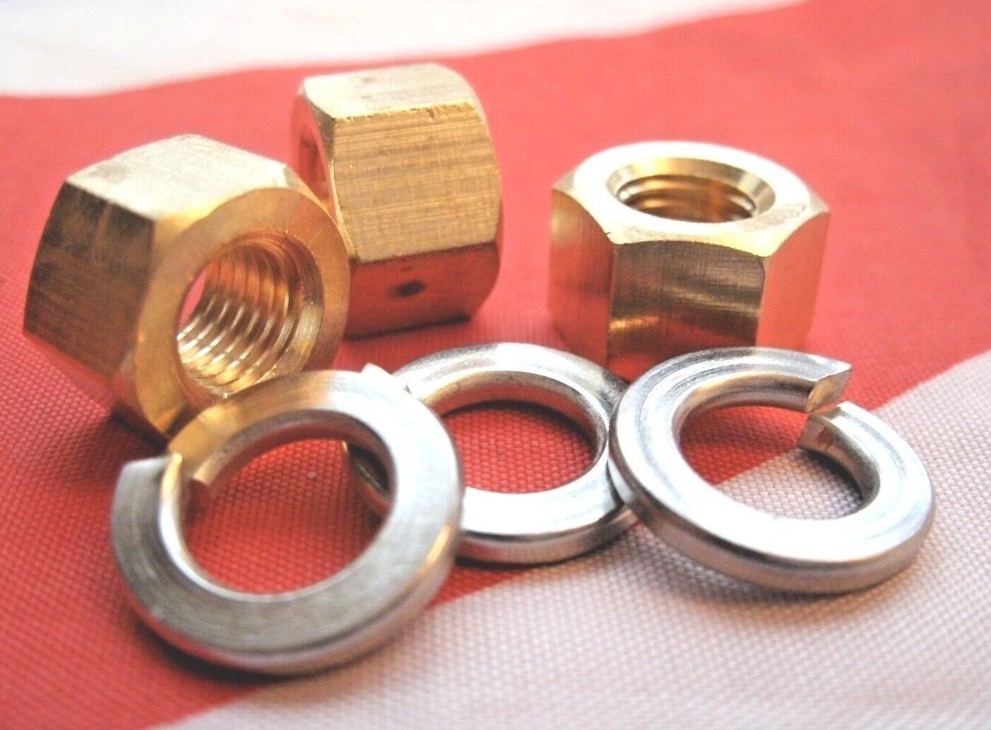 NEW ROVER P4 60,75,90,105 1950 to 1959 BRASS EXHAUST MANIFOLD NUT & WASHER KIT.