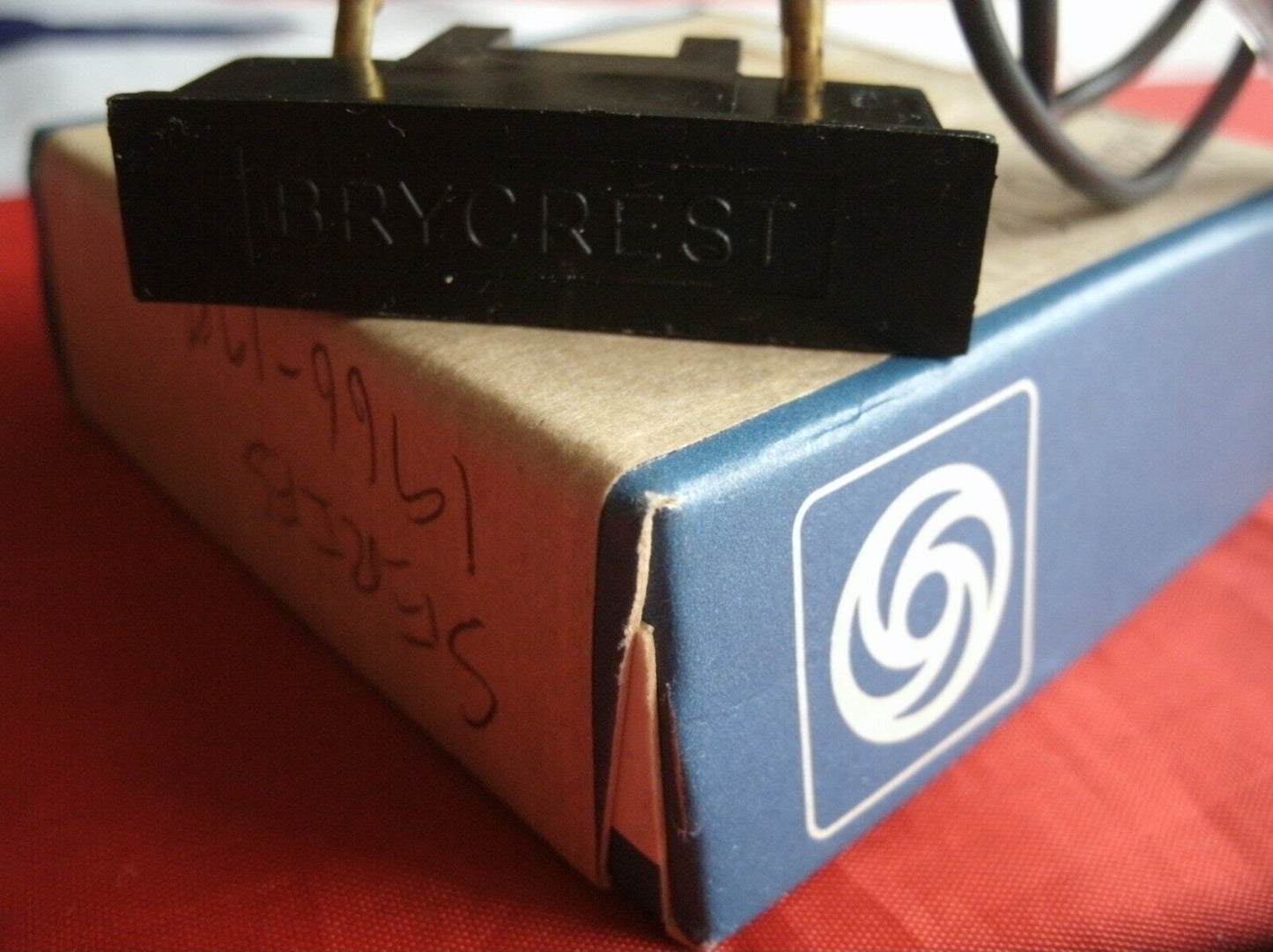 One NOS Land Rover Cold Start Chock Cable Warning Light Switch