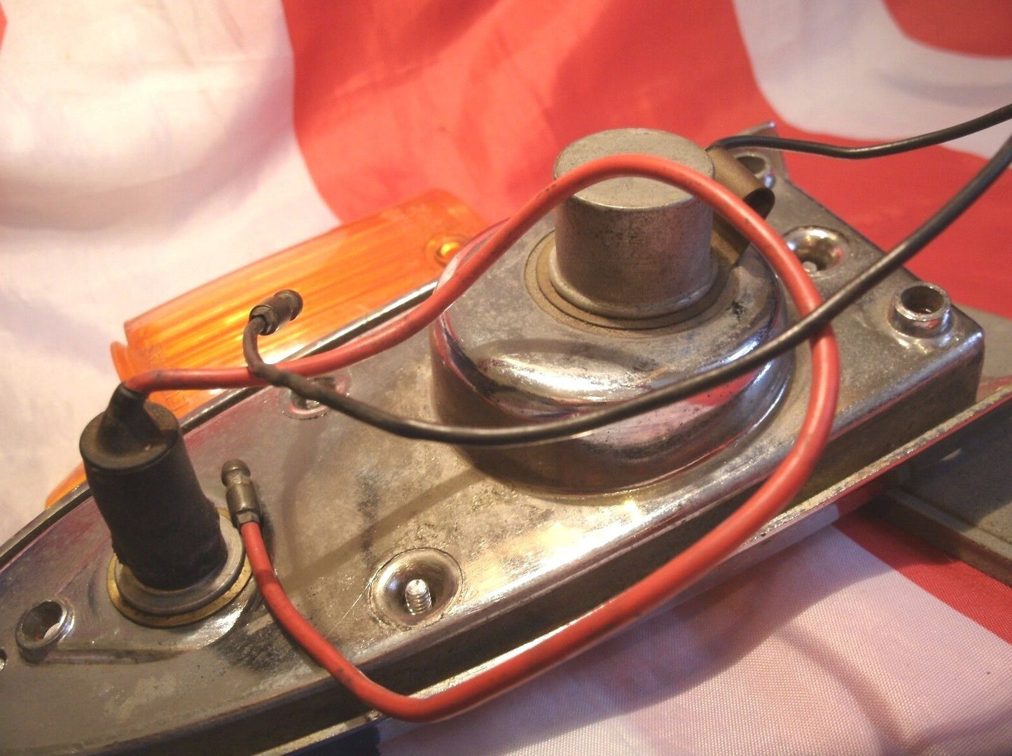 NOS NADA Rover P6 US SPEC AMBLE FRONT SIDE LAMP COMPLETE VERY UNUSUAL NOW