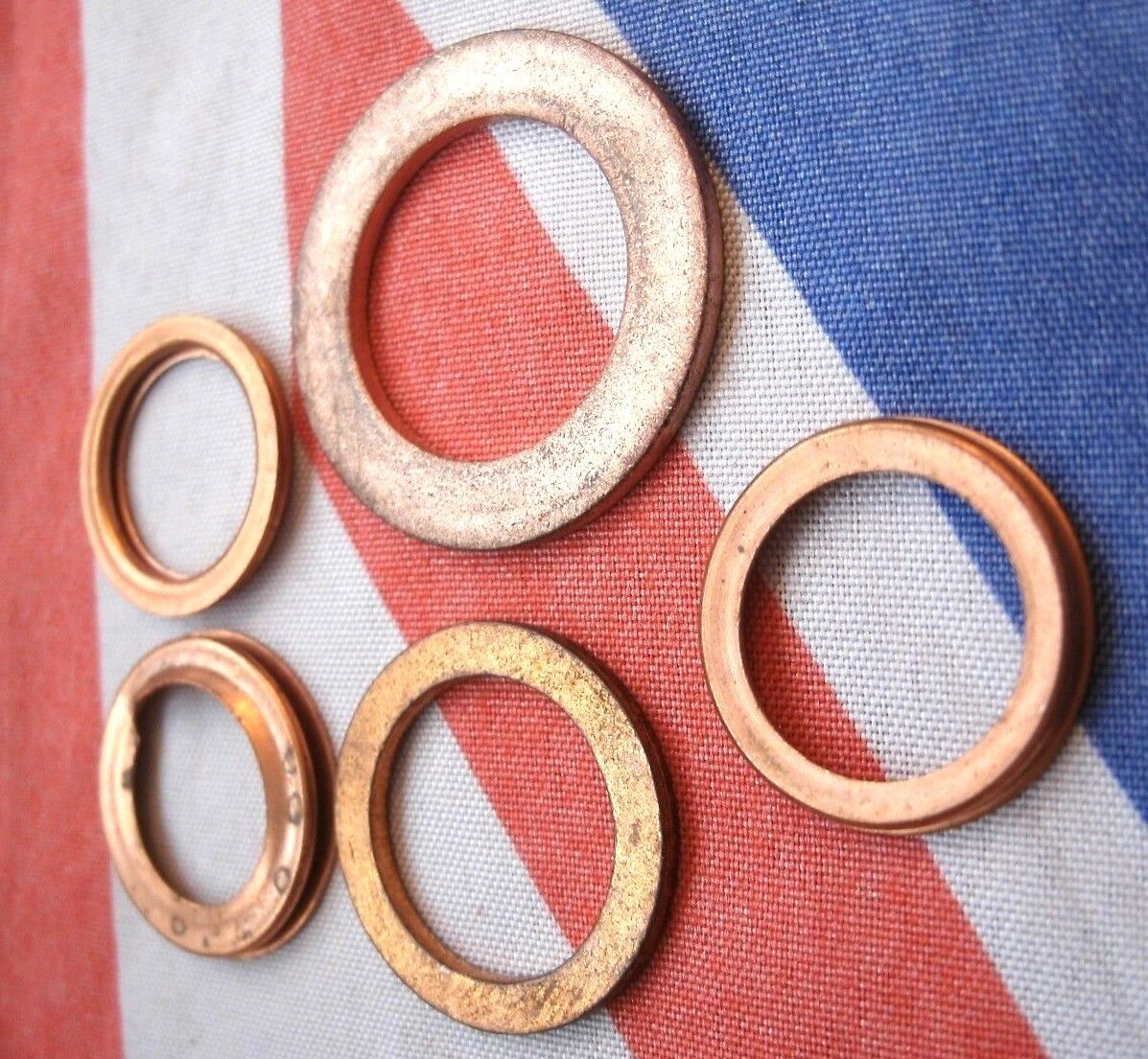 NEW ROVER SD1 V8 3.5 1976 to 1986 OIL PUMP RE LEAF VALVE SEAL WASHER
