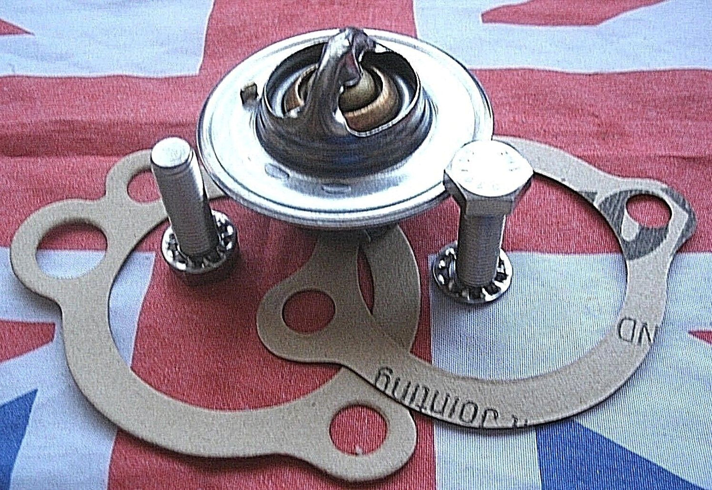 Rover V8 Thermostat & Improved 1/16" Gasket Kit All models & Years Carb & EFI