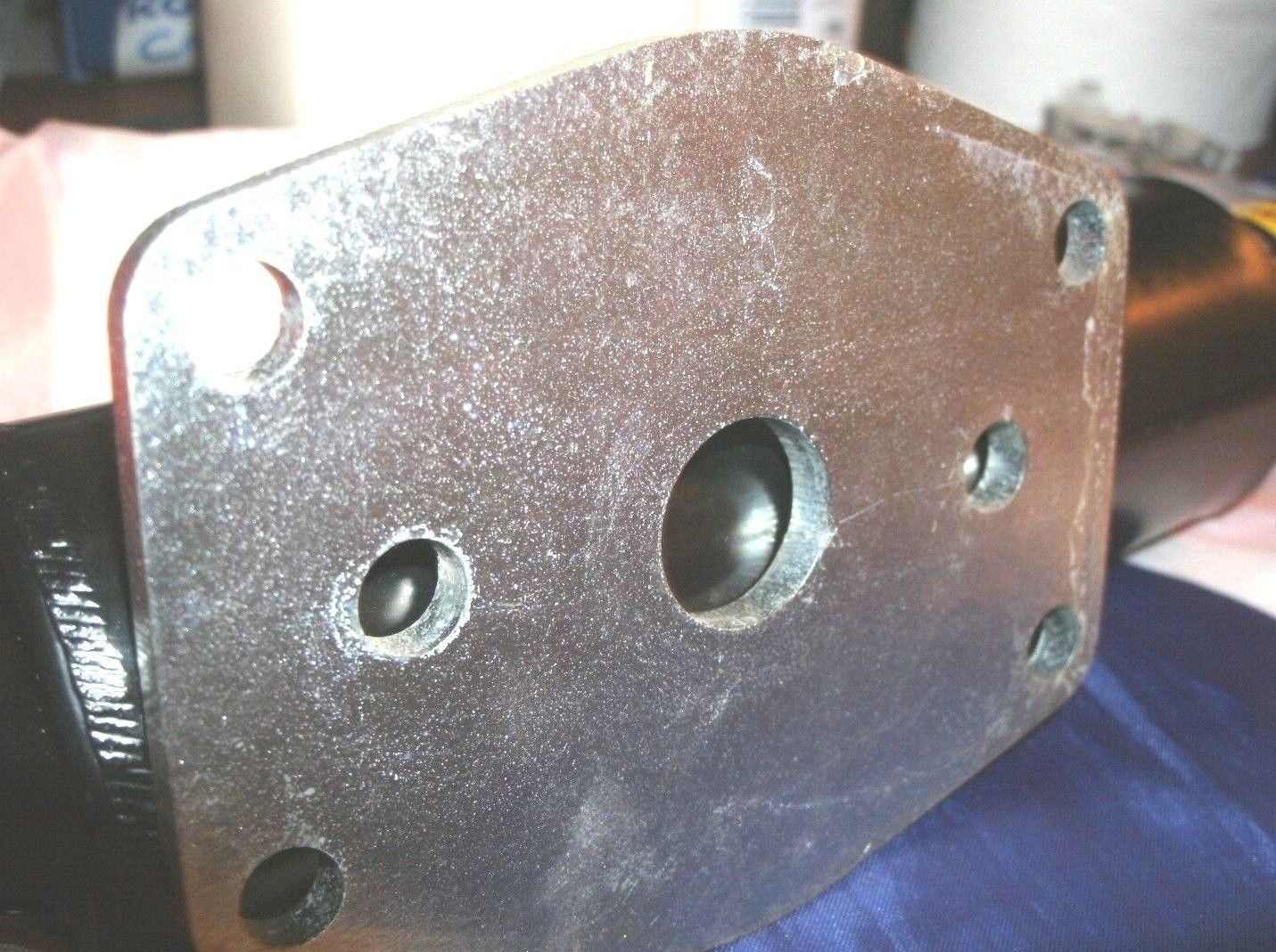 Rover P6 3500 V8 new rear suspension lower shock asorber mounting plate