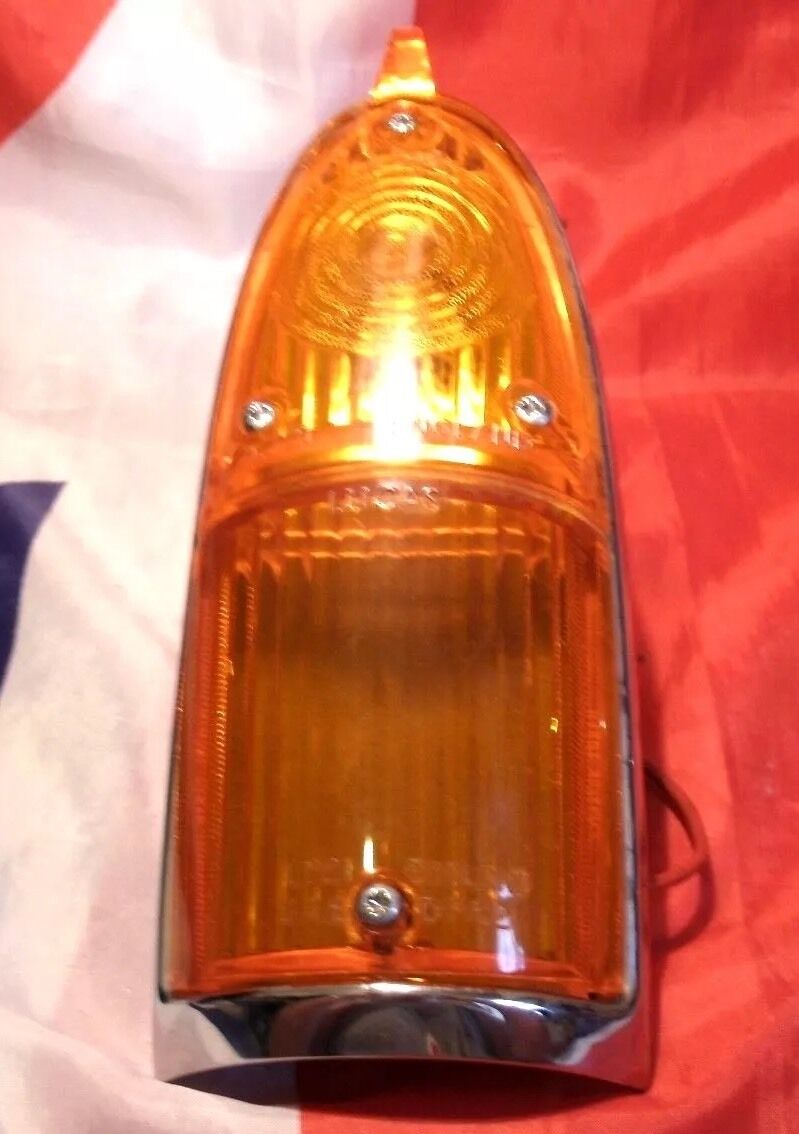 NOS NADA Rover P6 US SPEC AMBLE FRONT SIDE LAMP COMPLETE VERY UNUSUAL NOW