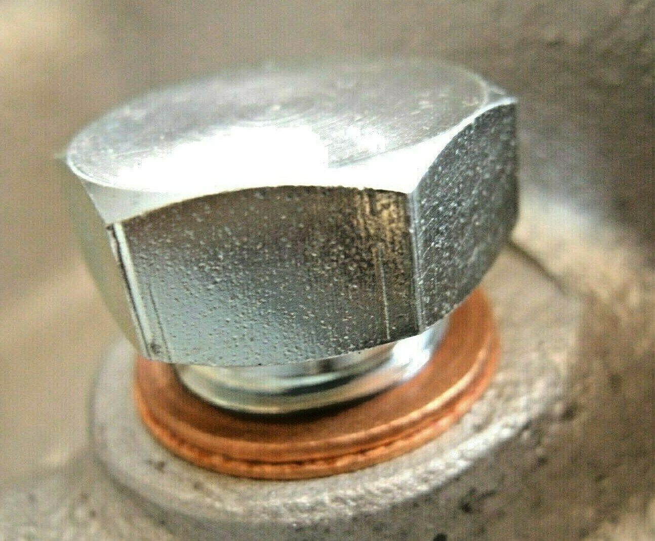 Rover V8 Carburettor Inlet Manifold Blanking plug & copper washer 603224  232043