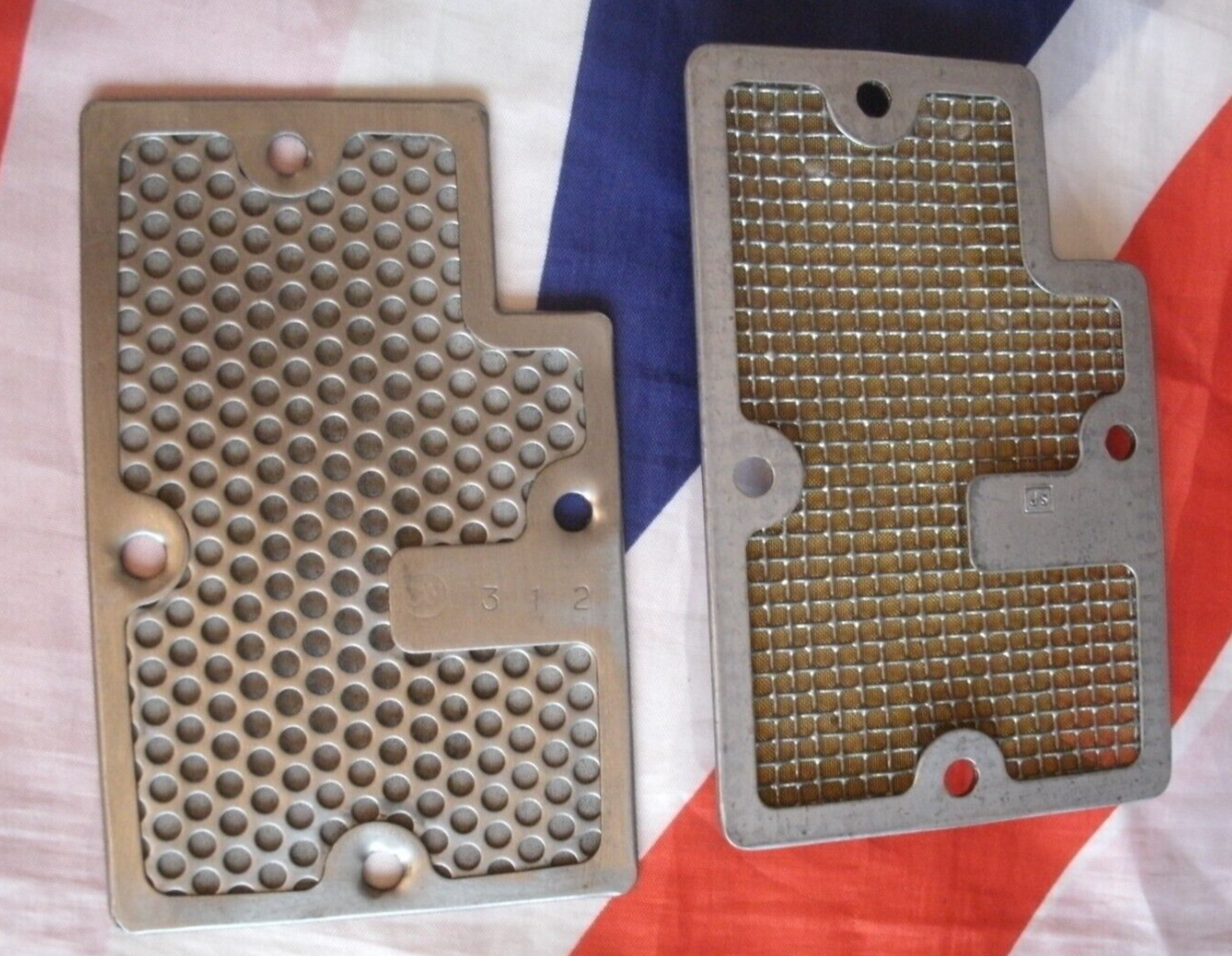 ONE Pair of Borg Warner 35 Automatics Gearbox Oil Filters For The ROVER P6B V8