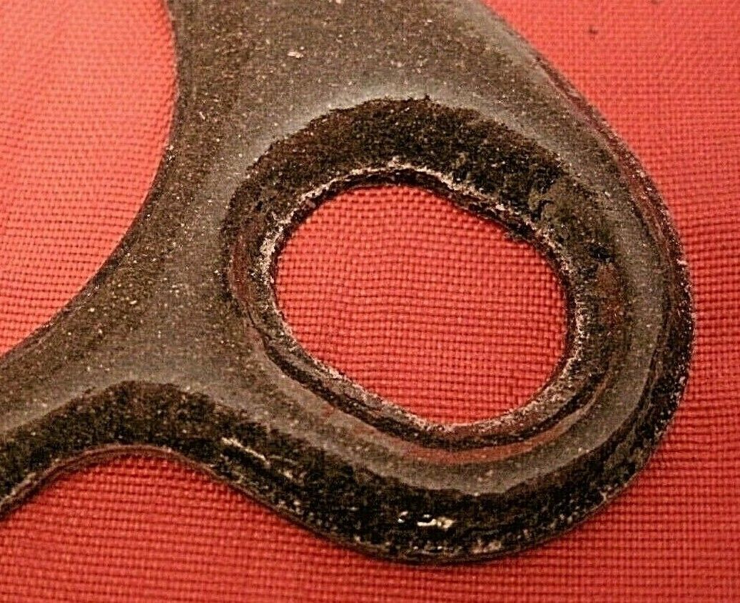 One NOS B/L Austin Maxi Austin Allegro Morris 1500 1750 1750 HC Exhaust Gasket.