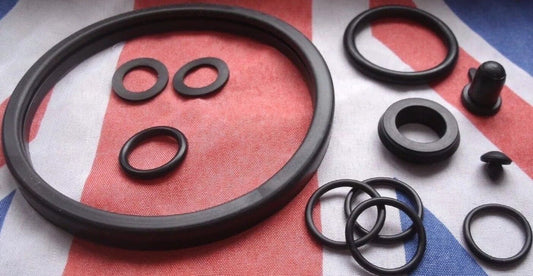 ROVER P6 2000 2200 3500 3500s ALL MODELS REAR BRAKE CALIPER SEAL KIT1966 to 1977