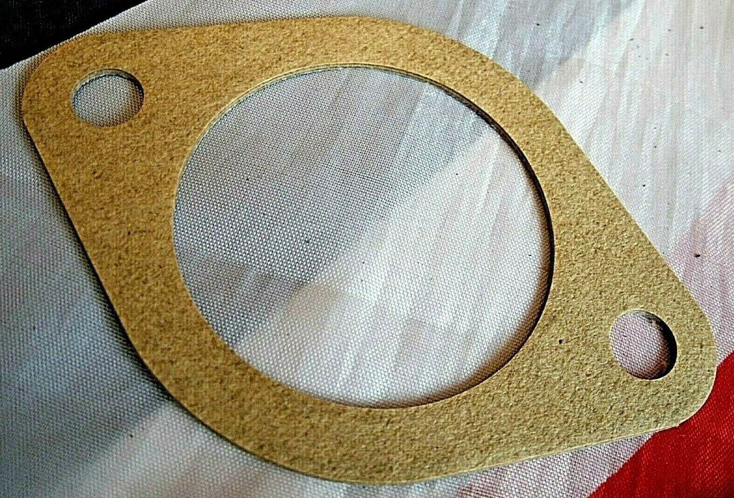 One AMV8 & EFI  Aston Martin Improved Header Tank Gasket to1989  080 003 0110